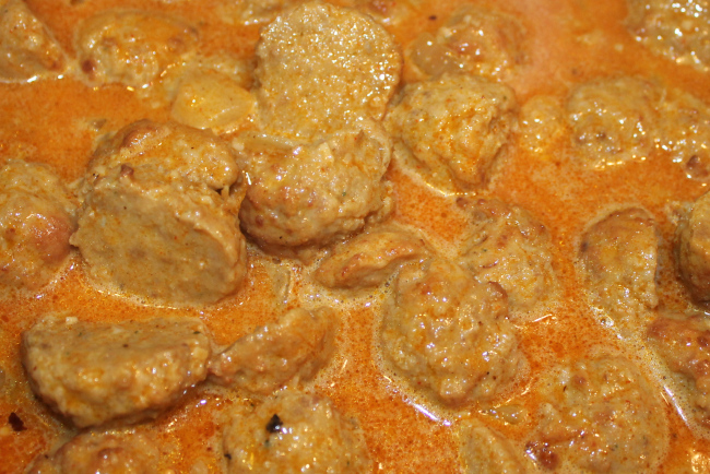 Sri Lankan Meatball Curry